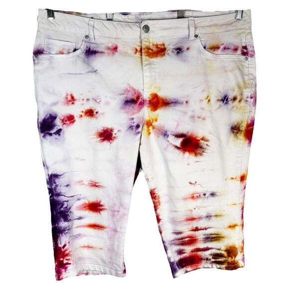 D jeans Plus Size 22W Capri Jeans See You at Dusk Tie Dye Pink Purple White 1154 - Picture 1 of 11